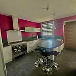 Petite Maison Au Bord Du Tarn بيت للعطل *