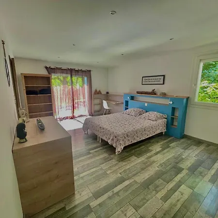 Petite Maison Au Bord Du Tarn